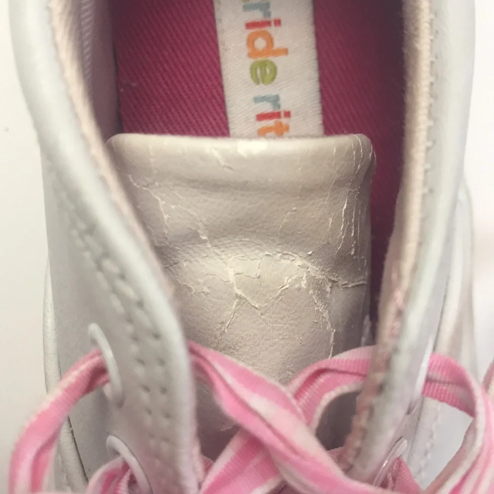 Stride Rite/Converse Sneakers (size 6)